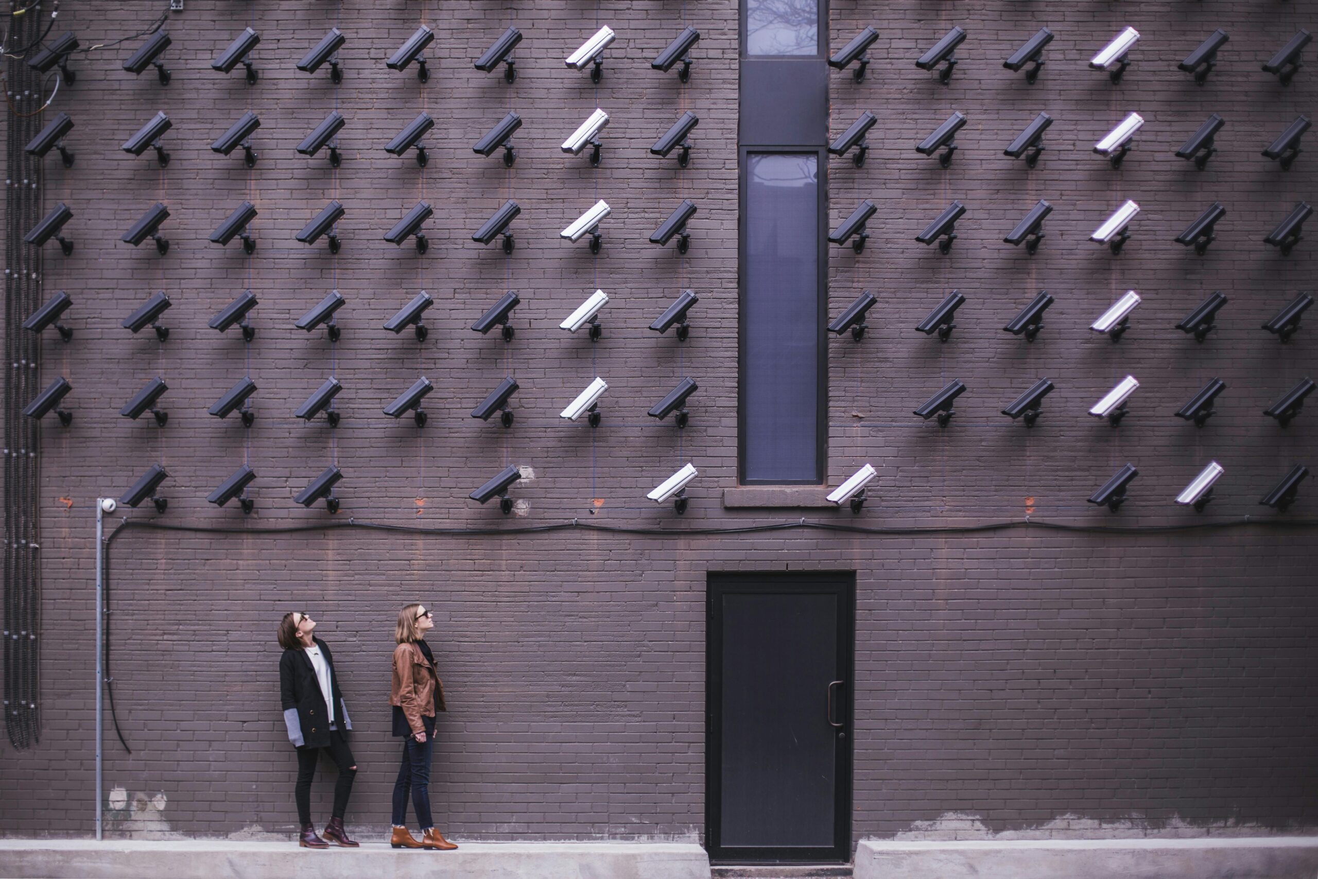 Read more about the article Top CCTV Hackers in the World: Exposing the Dark Side of Surveillance Systems